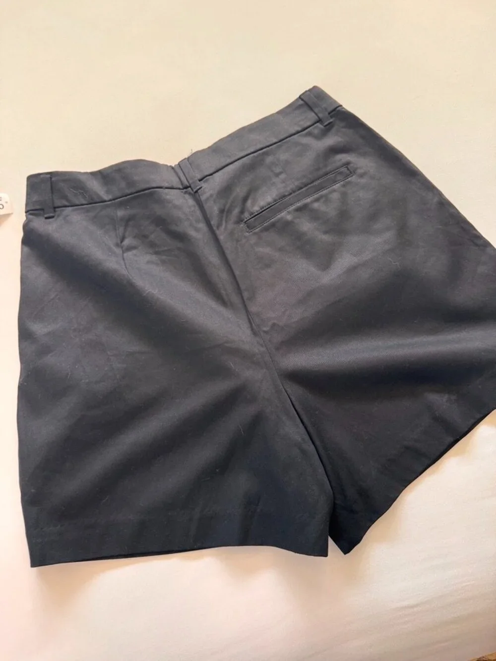 Pleats! Old Navy Extra High-Rise Pleated Shorts – Black, NWT, Size Medium